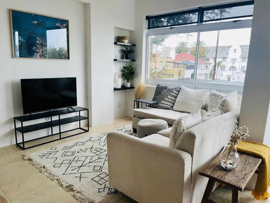 To Let 3 Bedroom Property for Rent in Sea Point Western Cape